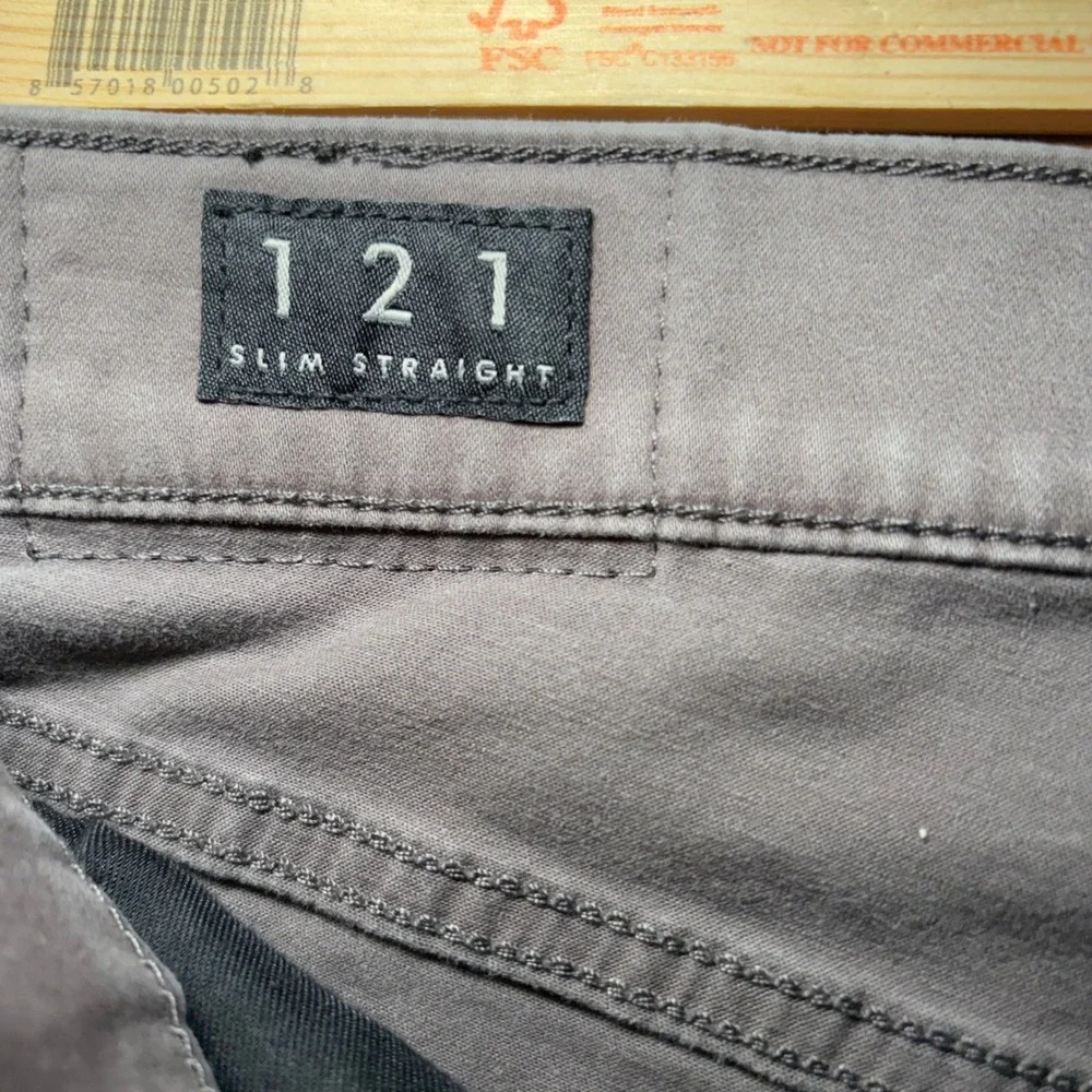 Lucky Brand 121 Slim Straight Mens Gray Pants 38x30 Cotton Blend Stretch